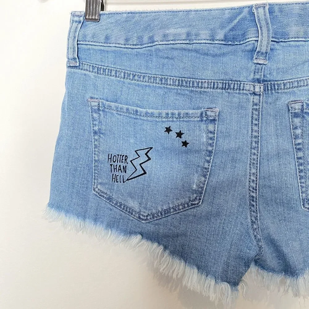 Express Cut Off Denim Shorts Size 0‎ Embroidered Floral Patch Distressed Jeans